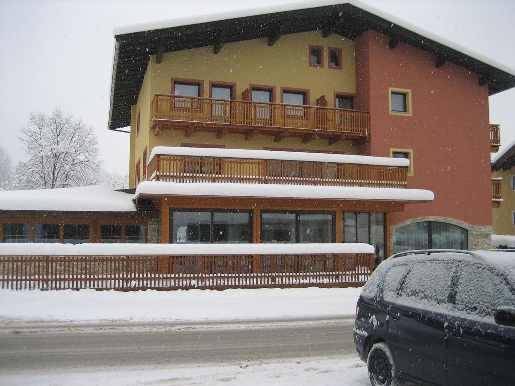 Hotel Jagdhof Kramsach Chambre photo